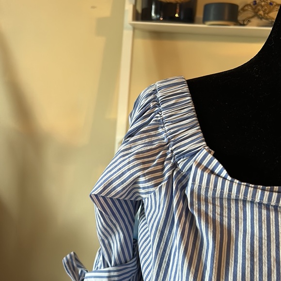 H&M blue/white striped top size 8 - Picture 3 of 12